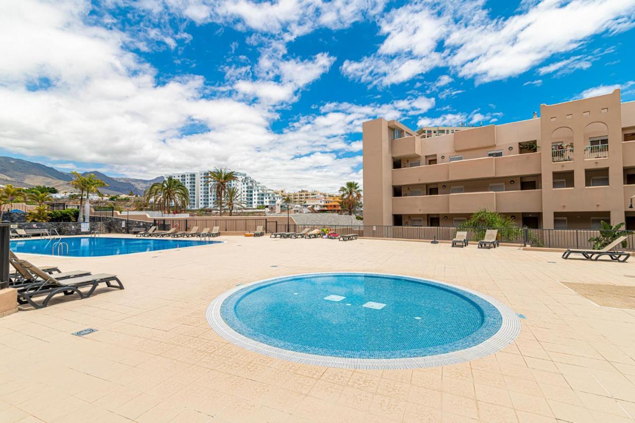 Go2Tenerife Apart'Madera Terrace, Swimming Pool & Parking Costa Adeje  Eksteriør billede