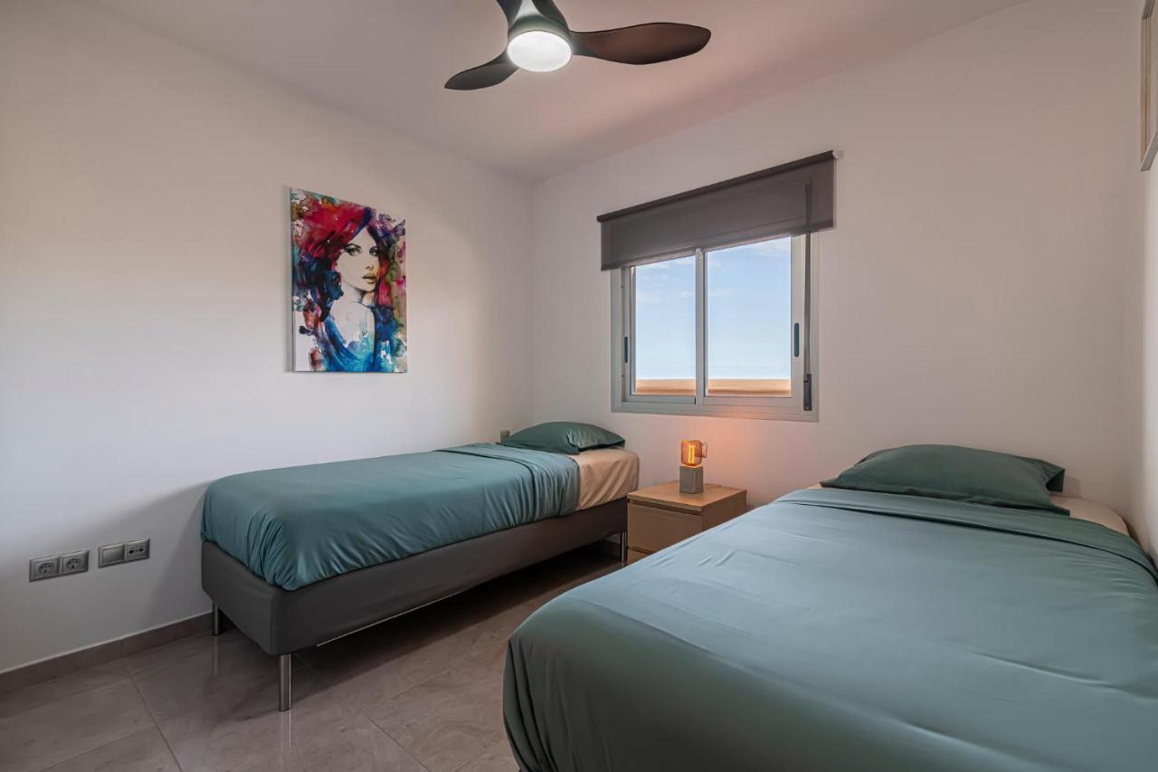 Go2Tenerife Apart'Madera Terrace, Swimming Pool & Parking Costa Adeje  Eksteriør billede